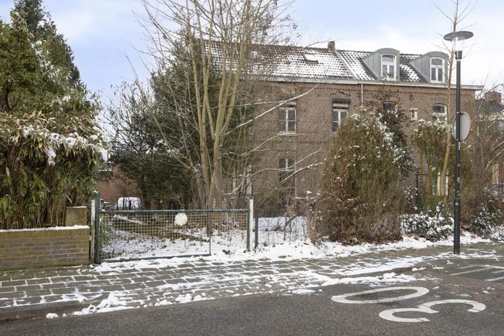 Foto 5 van Dr. Poelsplein 18