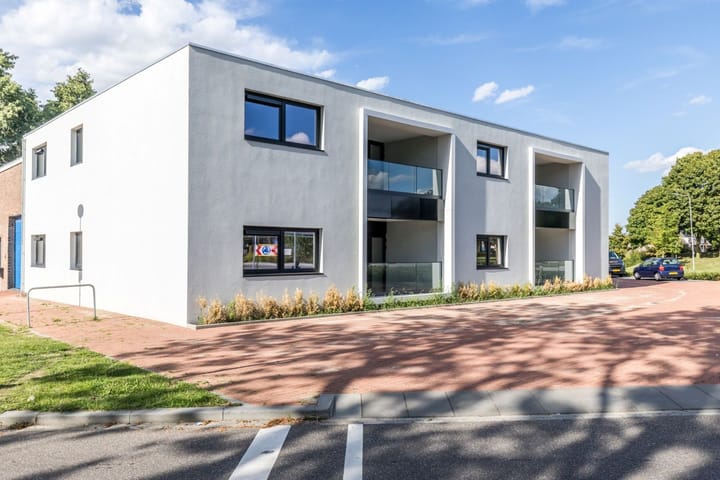 Foto 5 van Einighauserweg 15-C