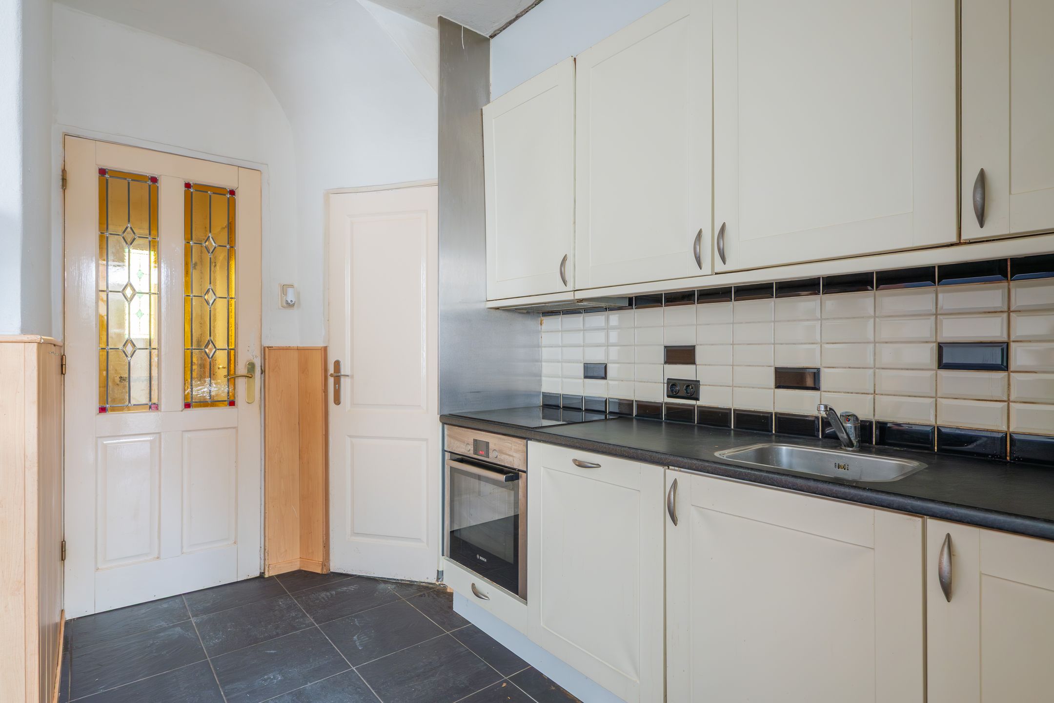 Foto 12 van van Wevelickhovenstraat 40