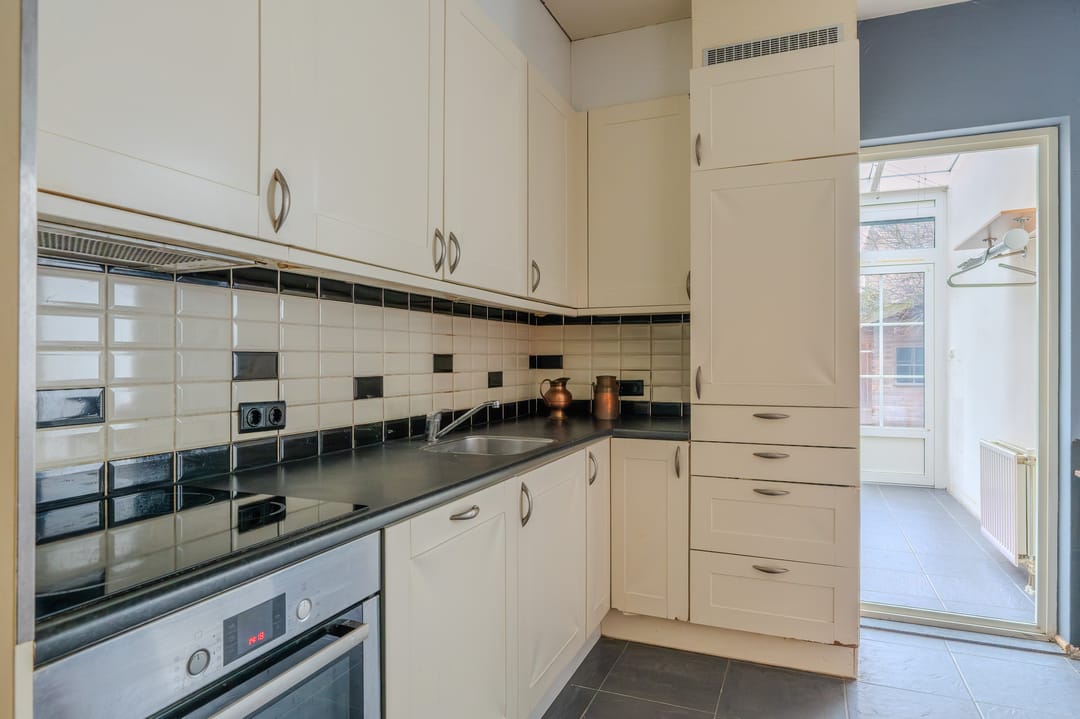 Foto 13 van van Wevelickhovenstraat 40