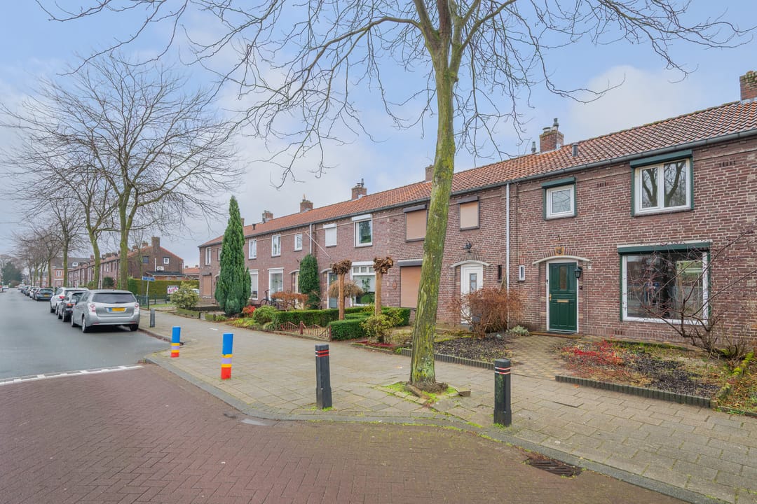 Foto 23 van van Wevelickhovenstraat 40