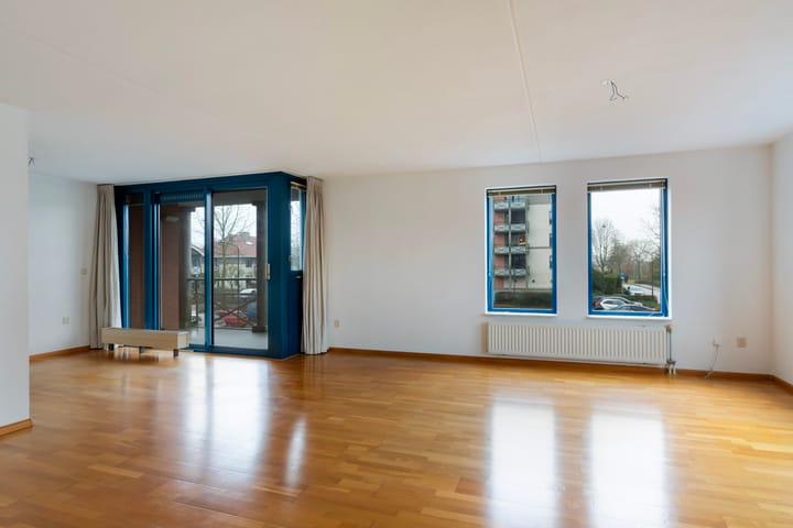 Photo 2 of Romulus 76