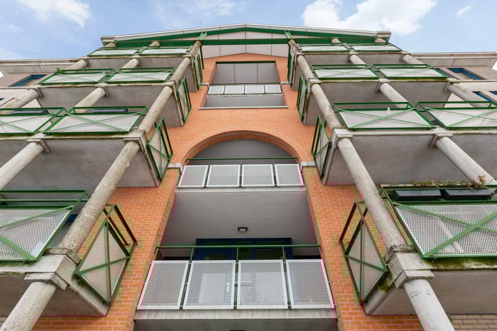 Photo 4 of Romulus 76