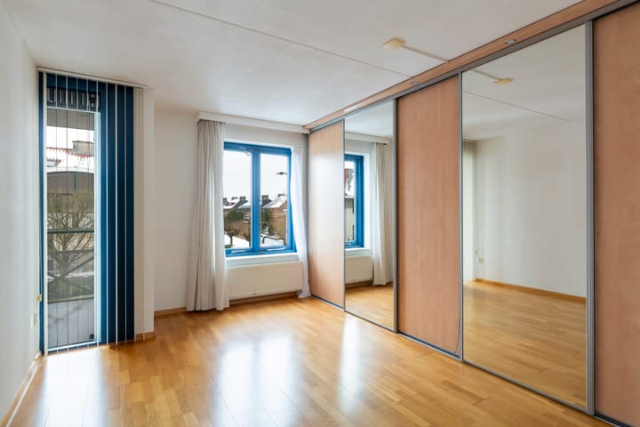 Foto 13 van Romulus 76