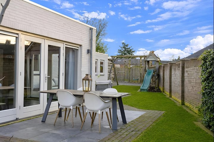 Foto 33 van Leeuwerikstraat 86