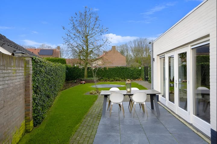 Photo 2 of Leeuwerikstraat 86