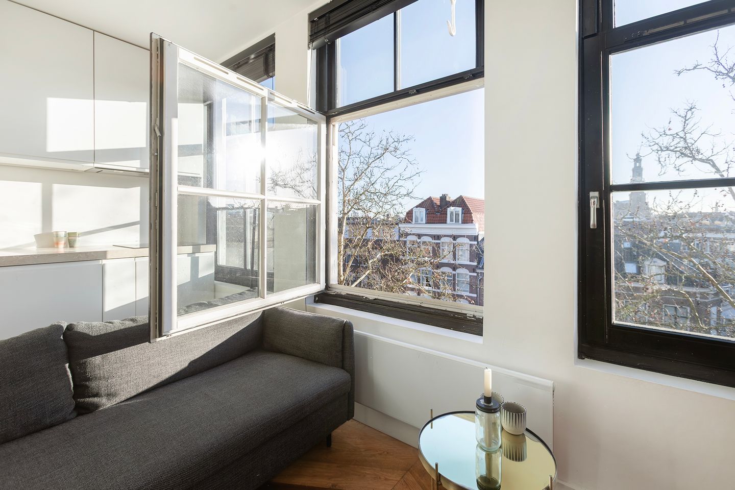 Photo 10 of Marnixstraat 239-4A