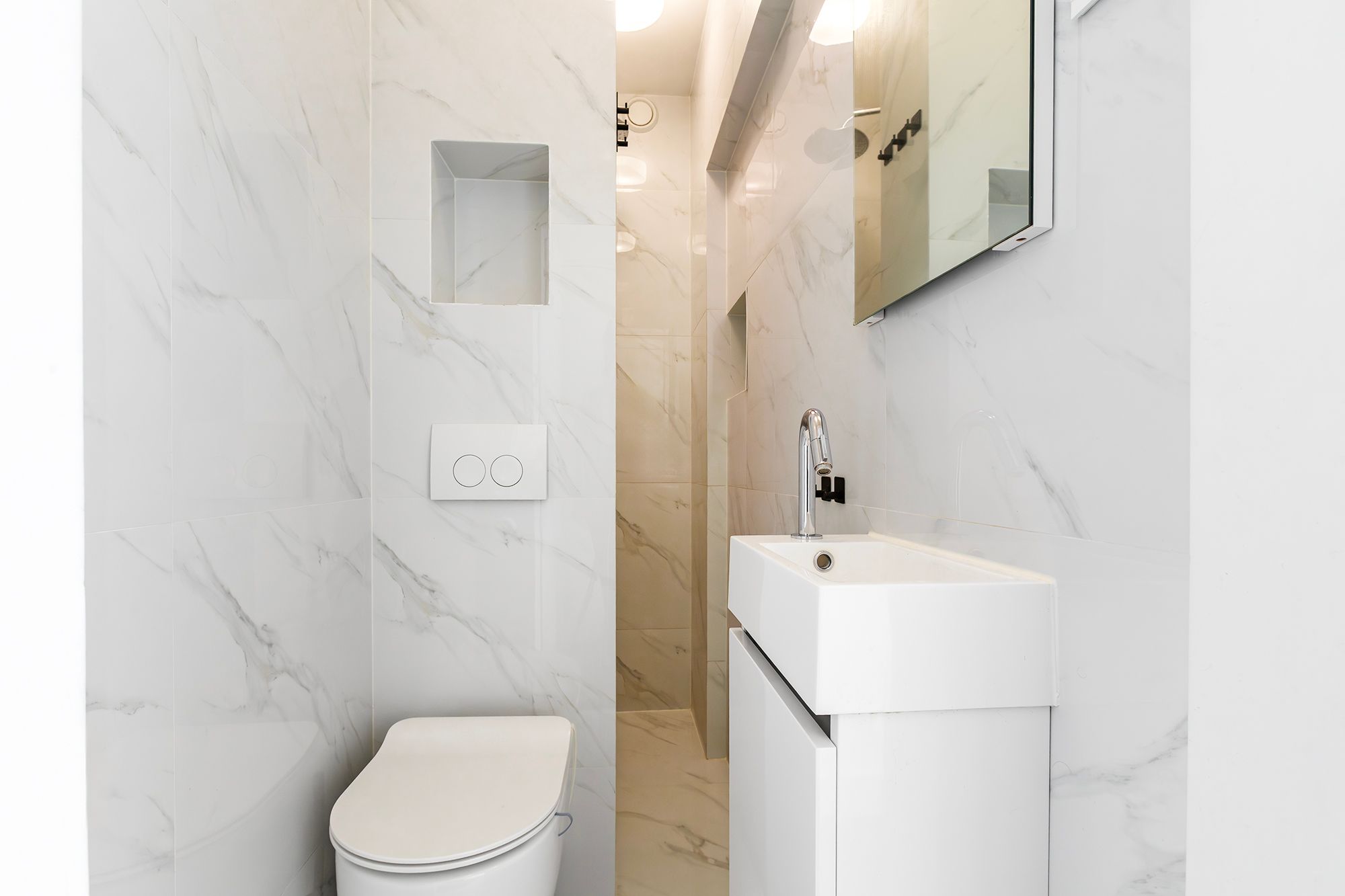 Photo 15 of Marnixstraat 239-4A