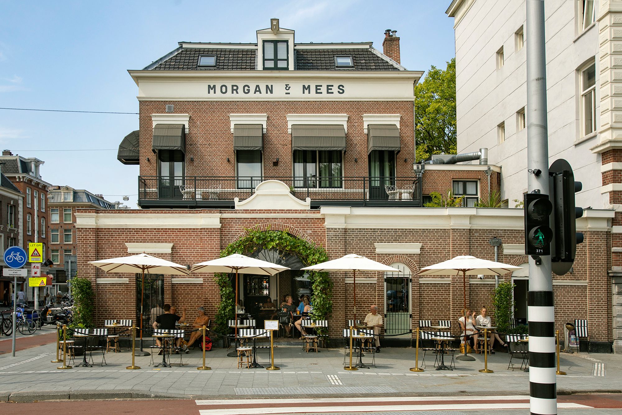 Photo 21 of Marnixstraat 239-4A