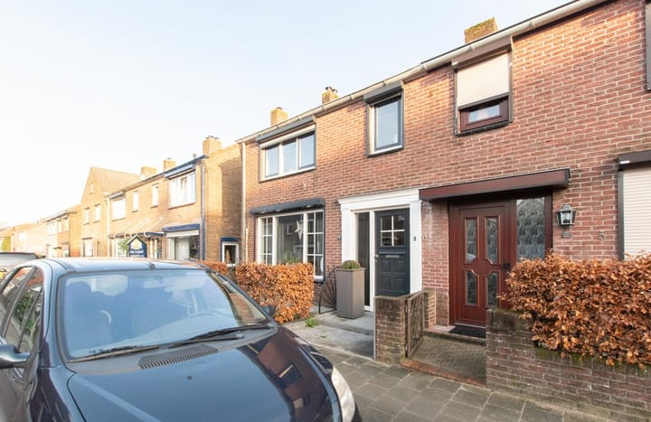 Photo 3 of Beatrixstraat 7