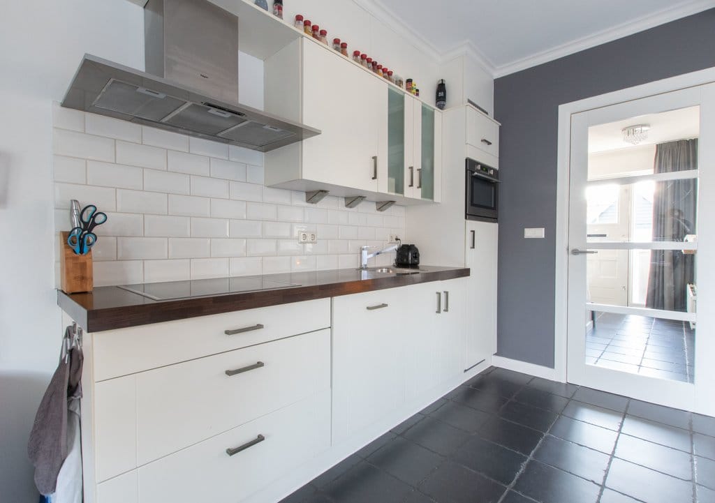 Photo 12 of Beatrixstraat 7