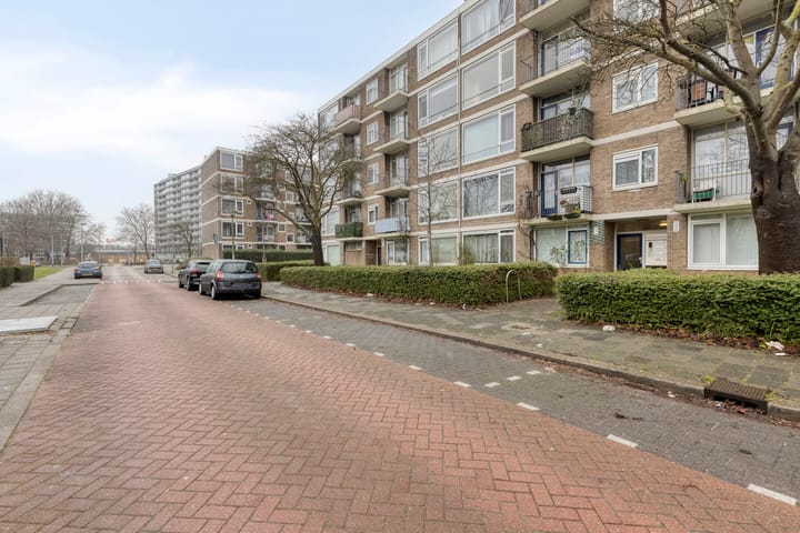 Photo 19 of Jan van Zutphenstraat 27