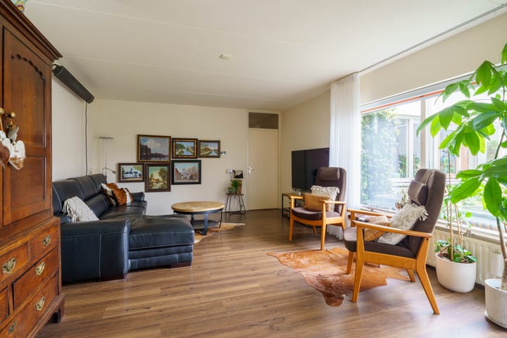 Foto 4 van E.F. van den Banweg 61