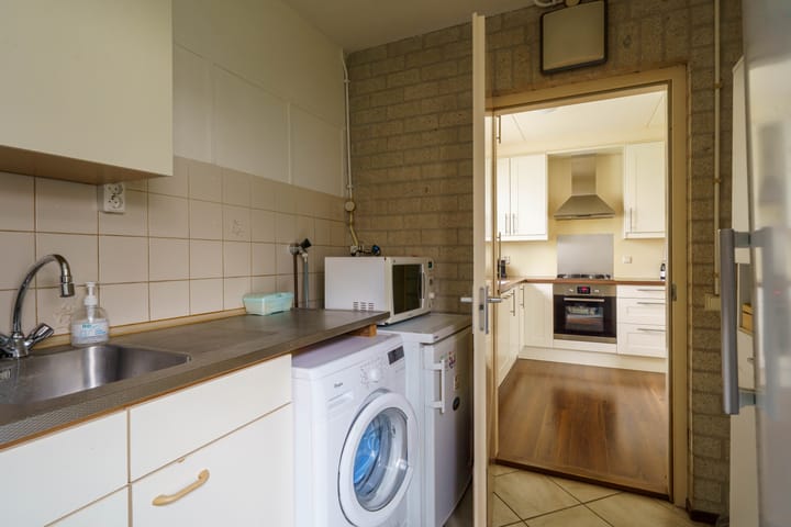 Foto 13 van E.F. van den Banweg 61