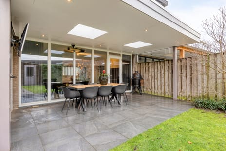 De Streepen 9 secondary image