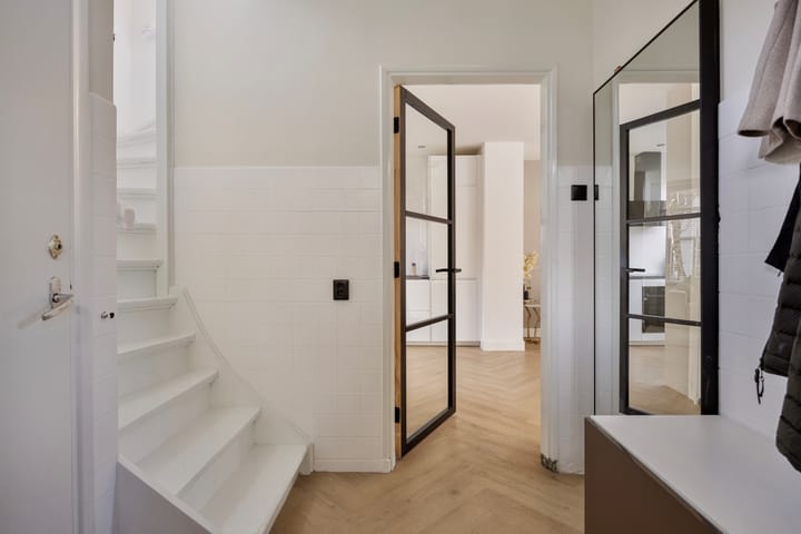 Photo 10 of Burgemeester van Roosmalenstraat 29