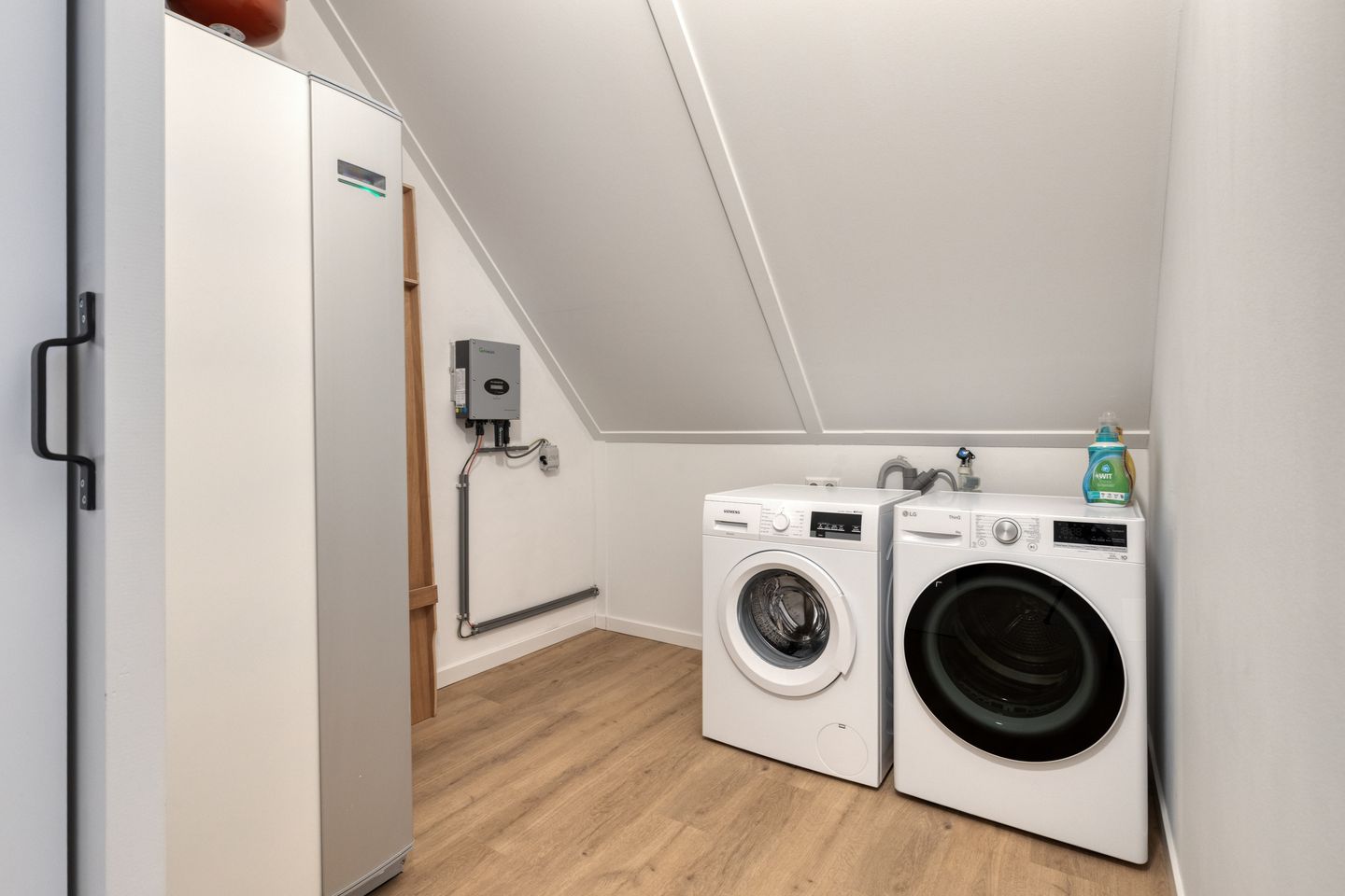 Photo 34 of Koningin Maximahof 50