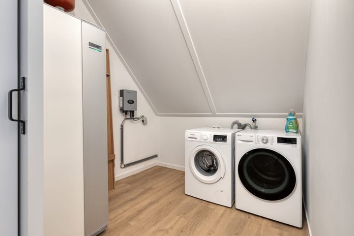 Foto 34 van Koningin Maximahof 50