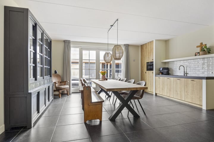 Foto 15 van Meester A Datemalaan 45