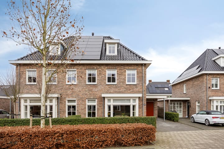 Foto 38 van Meester A Datemalaan 45