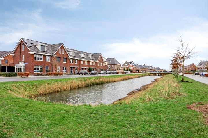 Foto 48 van Meester A Datemalaan 45