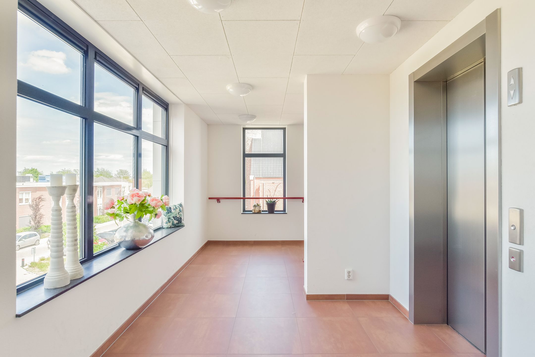 Photo 39 of Overste J M Kolffstraat 9