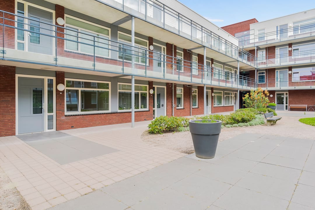 Photo 47 of Overste J M Kolffstraat 9