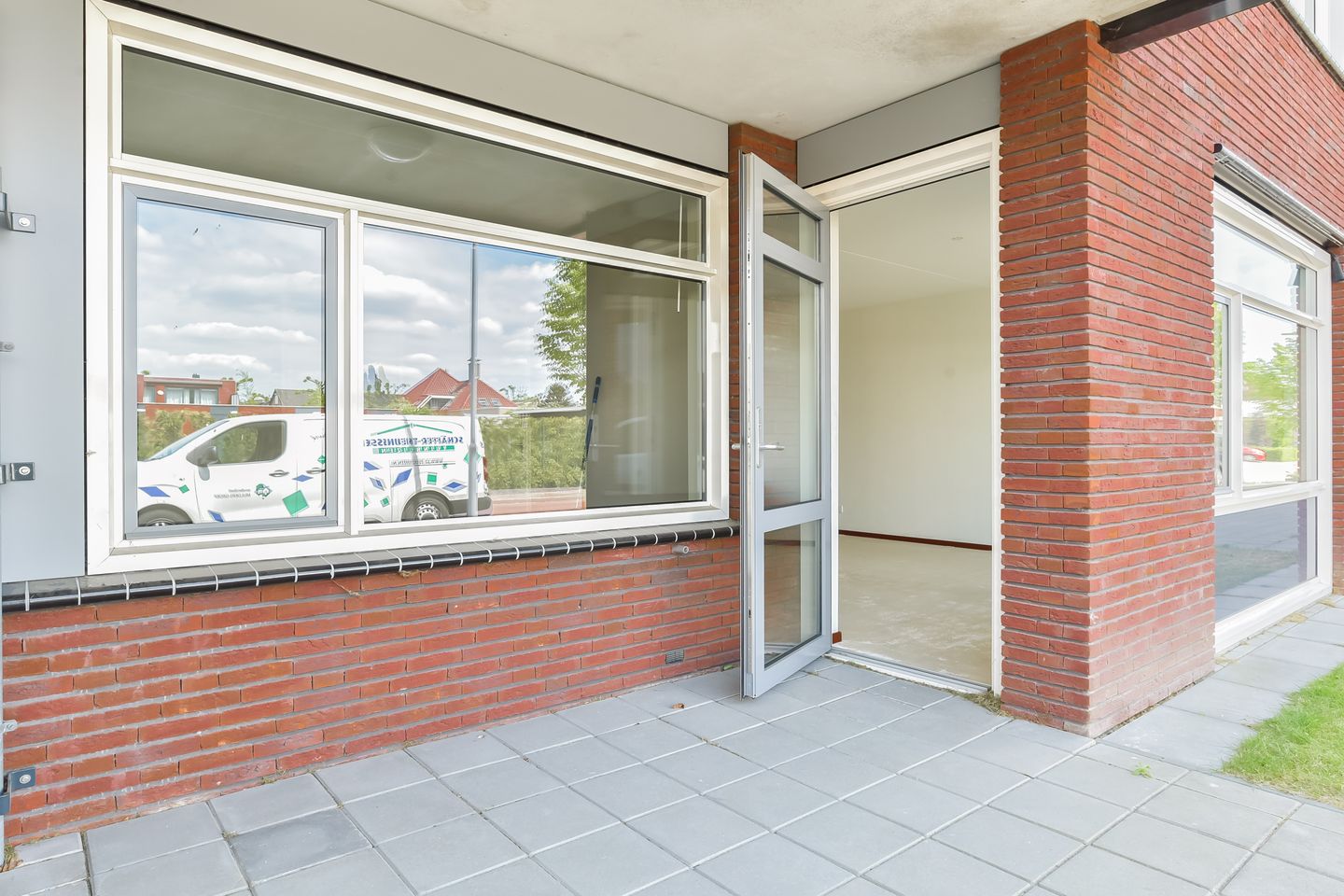 Photo 49 of Overste J M Kolffstraat 9