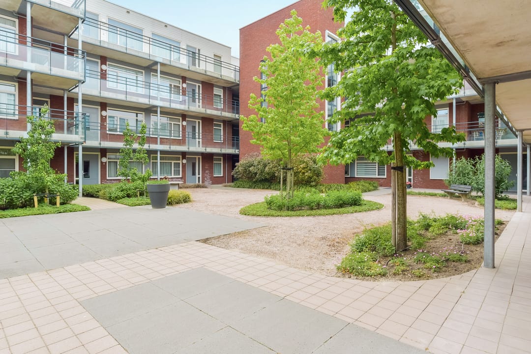 Photo 53 of Overste J M Kolffstraat 9