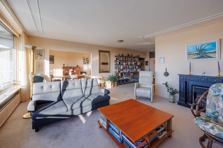 Foto 15 van Adama van Scheltemaplein 43