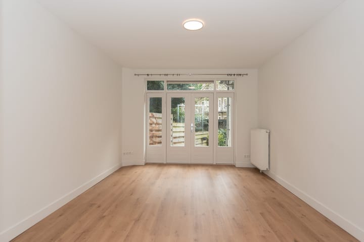 Photo 4 of Europaplein 97