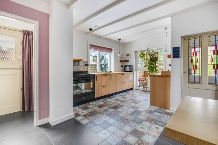 Foto 17 van Prins Bernhardlaan 16