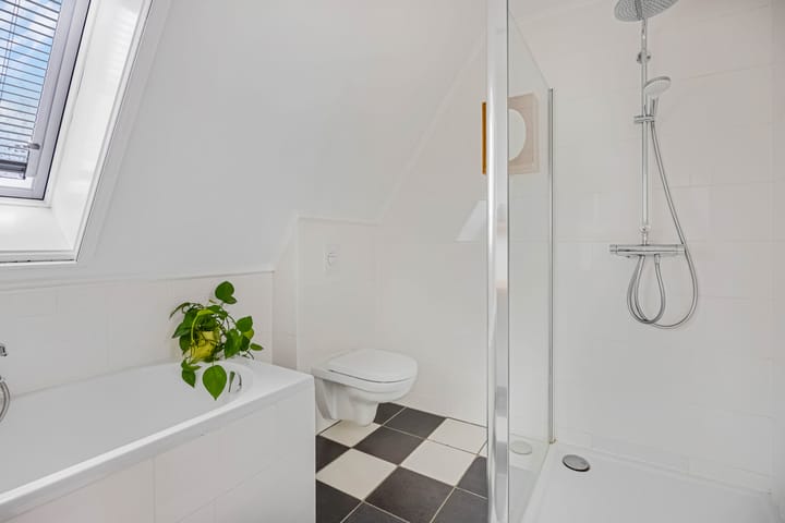 Foto 36 van Prins Bernhardlaan 16