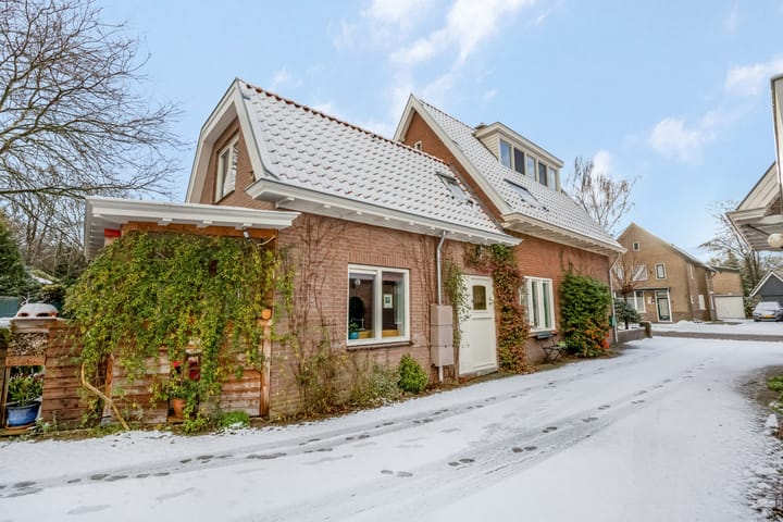 Foto 51 van Prins Bernhardlaan 16