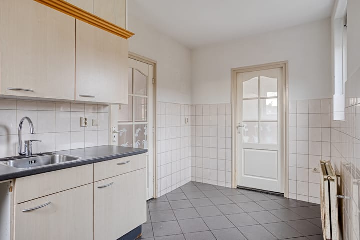 Foto 11 van Leeuwstraat 56