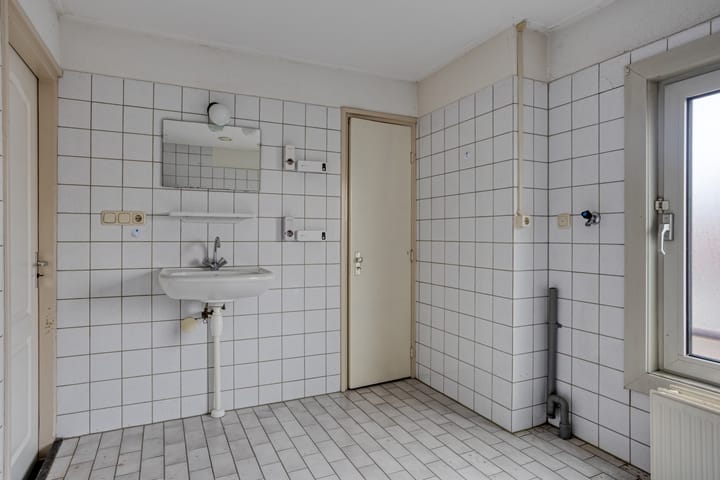 Foto 23 van Leeuwstraat 56