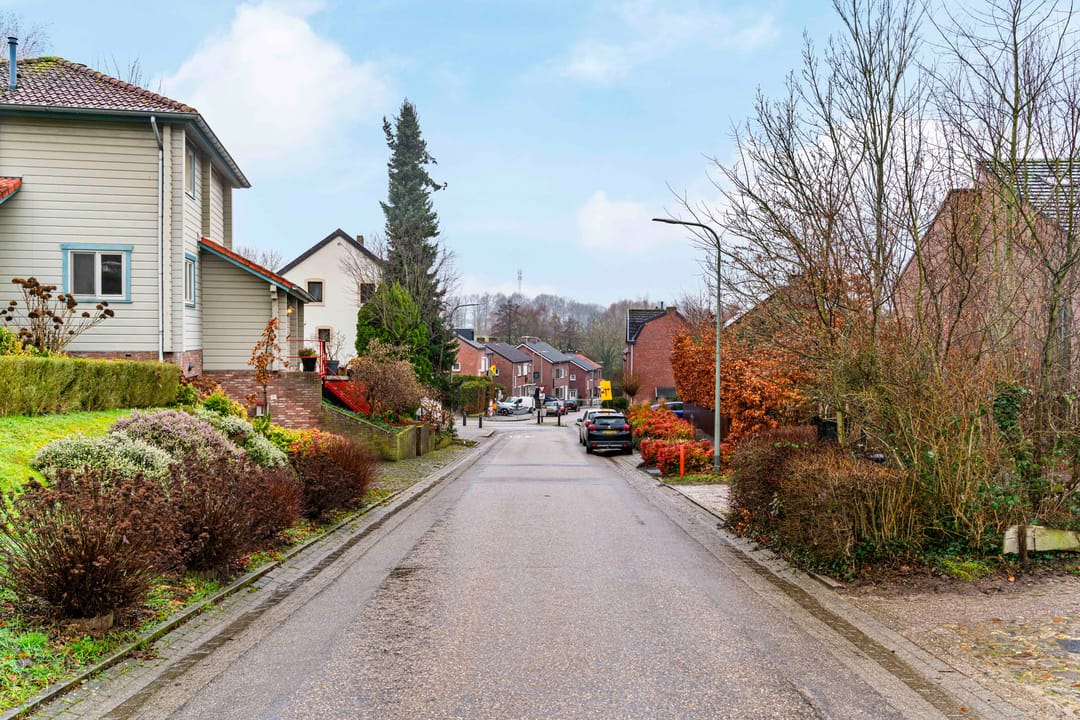 Photo 38 of Prickart 18-A