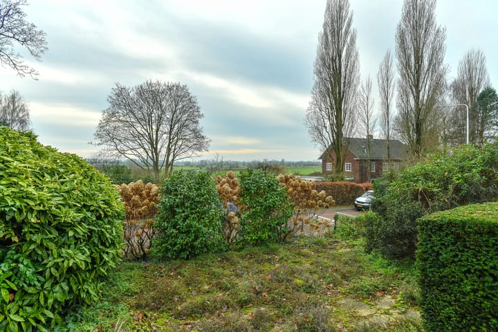 Foto 35 van Benedendorpsweg 19