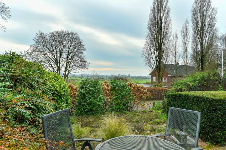 Foto 36 van Benedendorpsweg 19