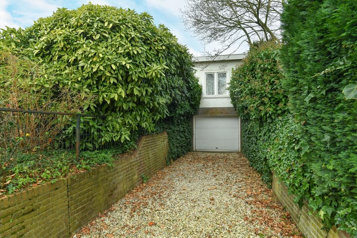 Foto 37 van Benedendorpsweg 19