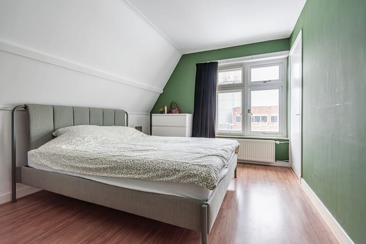 Photo 25 of Burg Haverkampstraat 15