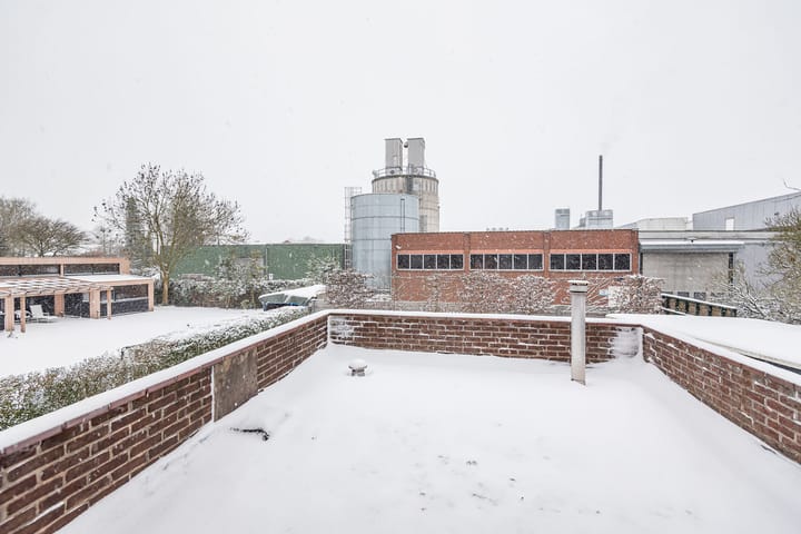 Photo 28 of Burg Haverkampstraat 15