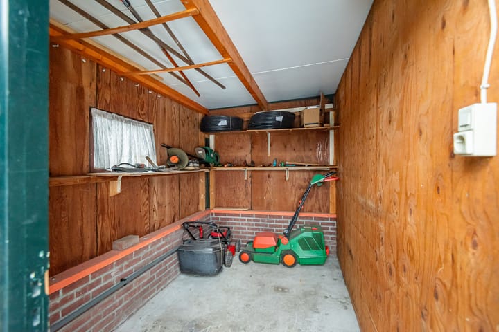 Photo 36 of Burg Haverkampstraat 15