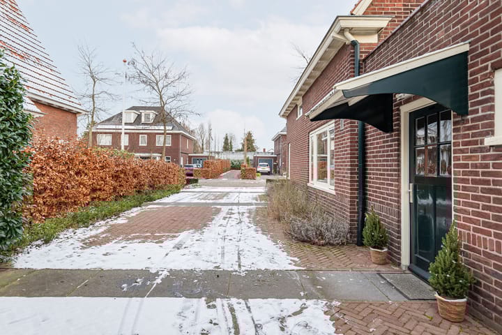 Photo 40 of Burg Haverkampstraat 15