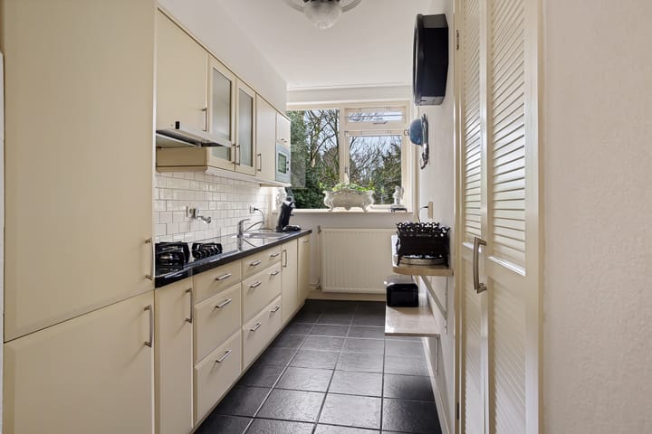 Foto 11 van Teding van Berkhoutstraat 12