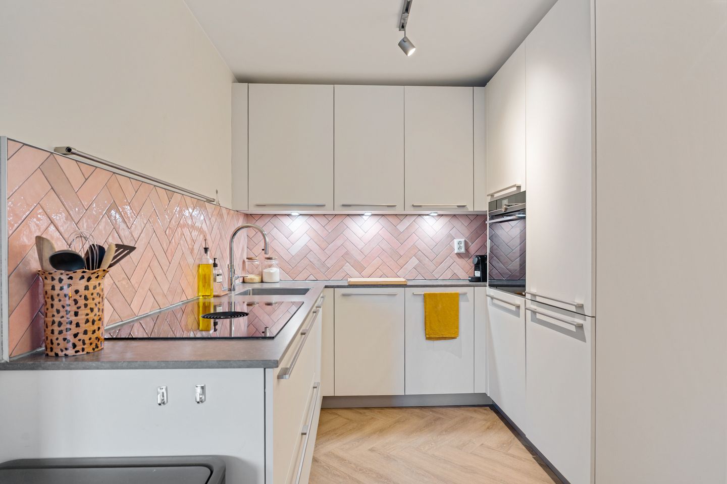 Foto 14 van Valkenbosplein 17-E