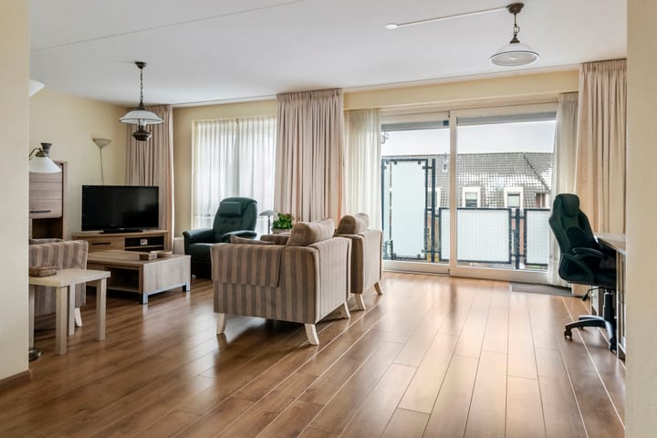 Foto 31 van Raadhuisstraat 1-D