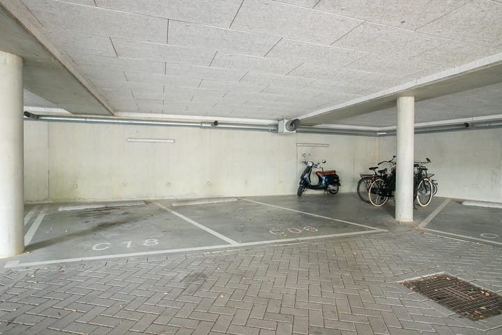 Foto 19 van Jan van der Heijdenstraat 180-G