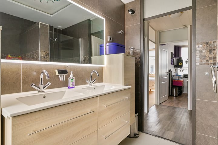 Foto 22 van Maria Vosstraat 12