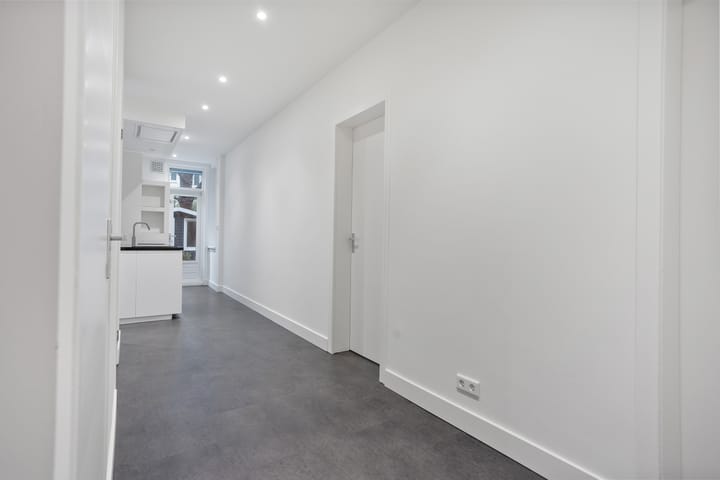 Foto 16 van Biesboschstraat 28-H